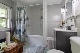 319 N Independence Ave, Rockford, IL 61101 - Photo 10