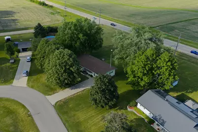 3447 Hilldale Drive, Freeport, IL 61032 - Photo 24