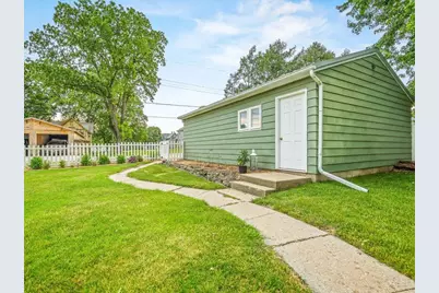 212 S Pecatonica Street, Winnebago, IL 61088 - Photo 48