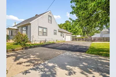 1610 Wills Avenue, Rockford, IL 61109 - Photo 2