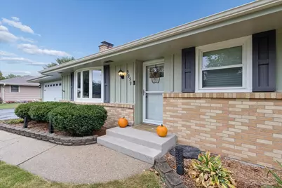 9939 Gentian Drive, Machesney Park, IL 61115 - Photo 6