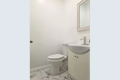 1030 N Winnebago, Rockford, IL 61103 - Photo 12