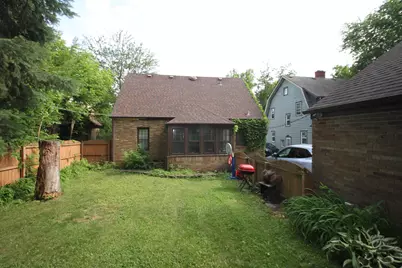 2218 Benderwirt Avenue, Rockford, IL 61103 - Photo 4
