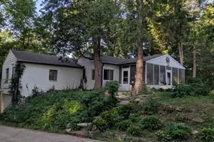 521 Cedar Creek Rd, Freeport, IL 61032 - Photo 2