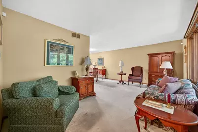 2802 English, Rockford, IL 61114 - Photo 2