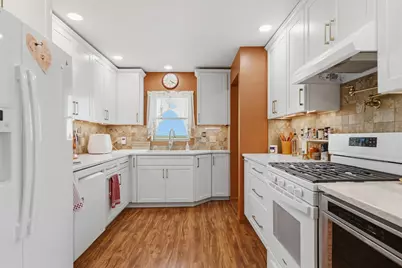 31040 Penrose Road, Sterling, IL 61081 - Photo 6