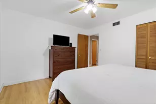 6231 Linden Ln, La Grange, IL 60525 - Photo 12