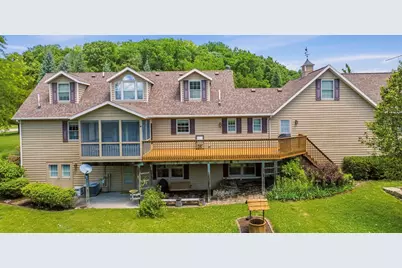 51 Shenandoah Dr, Galena, IL 61036 - Photo 2