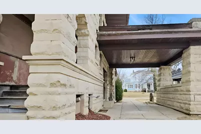 836 W Stephenson Street, Freeport, IL 61032 - Photo 2