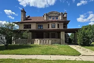 836 W Stephenson St, Freeport, IL 61032 - Photo 2