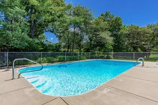 1610 Shaw Woods Dr, Rockford, IL 61107 - Photo 48