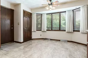 1610 Shaw Woods Dr, Rockford, IL 61107 - Photo 14
