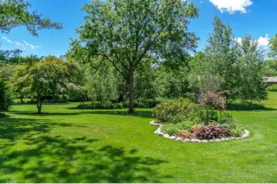 1610 Shaw Woods Drive, Rockford, IL 61107 - Photo 54