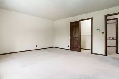 1610 Shaw Woods Drive, Rockford, IL 61107 - Photo 20