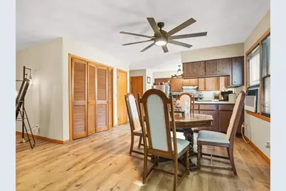 2057 Il Rte 26 N, Freeport, IL 61032 - Photo 8