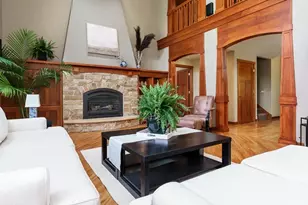 5352 Woodland Pond Ln, Loves Park, IL 61111 - Photo 6
