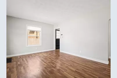 3447 Broadway, Rockford, IL 61108 - Photo 6