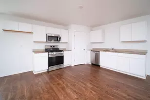 1045 Law Cir, Belvidere, IL 61008 - Photo 6