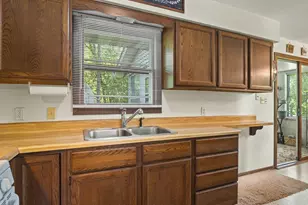 1996 Baintree Rd, Lake Summerset, IL 61019 - Photo 12