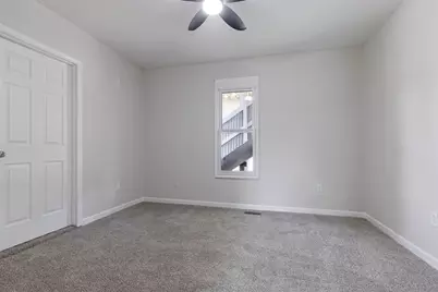 135 S 8th Street, South Beloit, IL 61080 - Photo 8