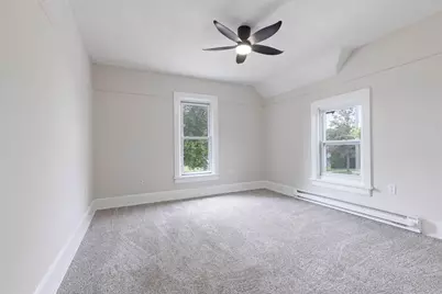 135 S 8th Street, South Beloit, IL 61080 - Photo 16