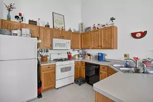 6582 Kristines Way, South Beloit, IL 61080 - Photo 10