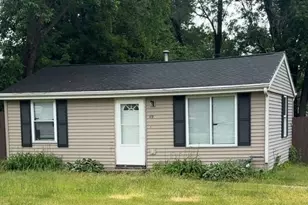 119 Superior Ave, Machesney Park, IL 61115 - Photo 1