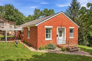102 N High St, Galena, IL 61036 - Photo 32