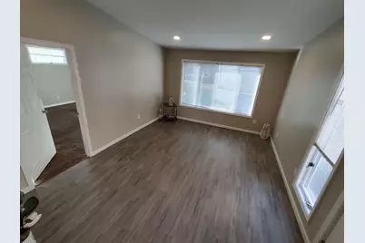 604 Frances Avenue, Loves Park, IL 61111 - Photo 8