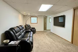 5540 Stockton Dr, Rockford, IL 61109 - Photo 18