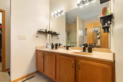 1512 Boulder Creek Court, Rockford, IL 61108 - Photo 10