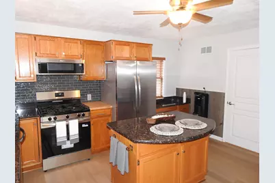 619 Loves Park Drive, Loves Park, IL 61111 - Photo 8
