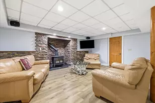 2105 N Elizabeth Scales Mound Rd, Elizabeth, IL 61028 - Photo 40