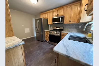 924 Peter Avenue, Rockford, IL 61108 - Photo 10