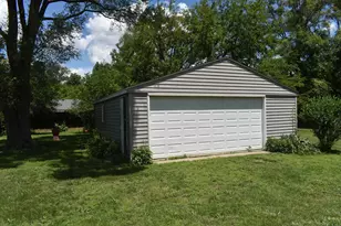 5337 N Main St, Rockford, IL 61103 - Photo 30