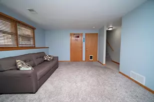 5885 Longest Dr, South Beloit, IL 61080 - Photo 20