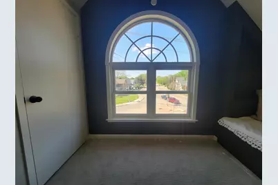 738 11th St, Lasalle, IL 61301 - Photo 32