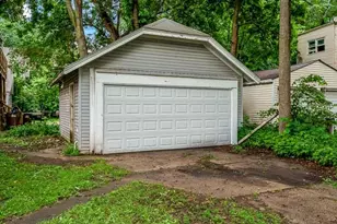 1803 8th St, Rockford, IL 61104 - Photo 36