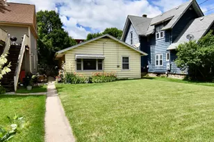 412 S 1st St, Rockford, IL 61104 - Photo 4