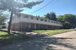 1830 Remington St, Rockford, IL 61108 - Photo 2