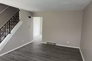 5430 Dale Ave, Loves Park, IL 61111 - Photo 4