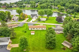 63 Delburne Dr, Lake Summerset, IL 61019 - Photo 8