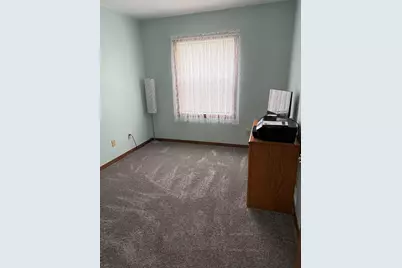620 Woodbridge #2 Lane, Freeport, IL 61032 - Photo 16