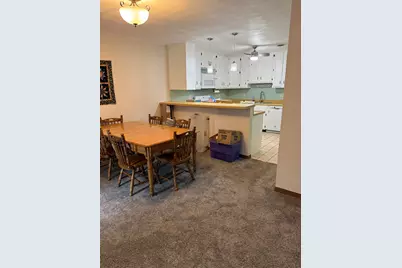 620 Woodbridge #2 Lane, Freeport, IL 61032 - Photo 6