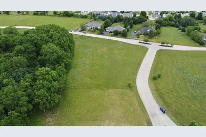 911 Driftwood Court, Belvidere, IL 61008 - Photo 10