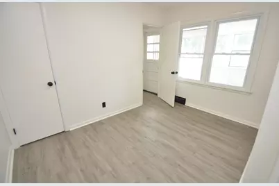 2020 N Rockton Avenue, Rockford, IL 61103 - Photo 14