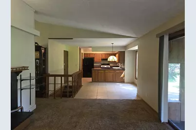 4463 Adele Street, Roscoe, IL 61073 - Photo 10