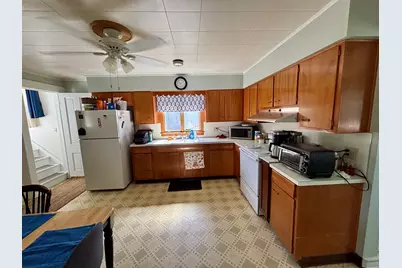 210 W Benton Avenue, Stockton, IL 61085 - Photo 8