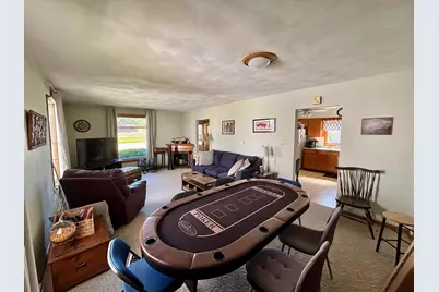 210 W Benton Avenue, Stockton, IL 61085 - Photo 6