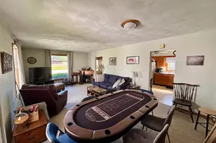 210 W Benton Ave, Stockton, IL 61085 - Photo 6